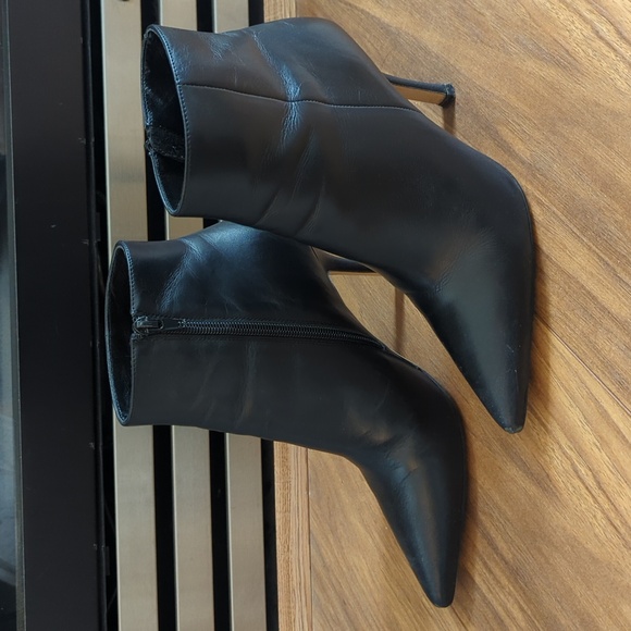 Tony Bianco Black Booties - Picture 1 of 9